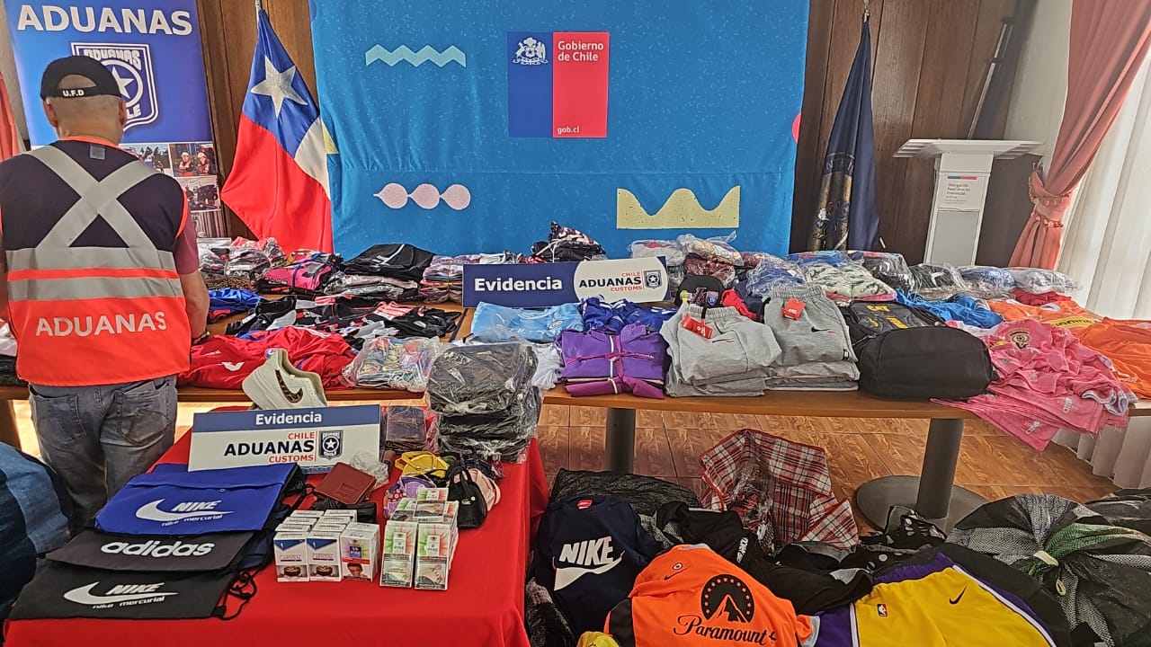 Incautación de Productos Falsificados y Cigarrillos Ilegales en la Región de Antofagasta