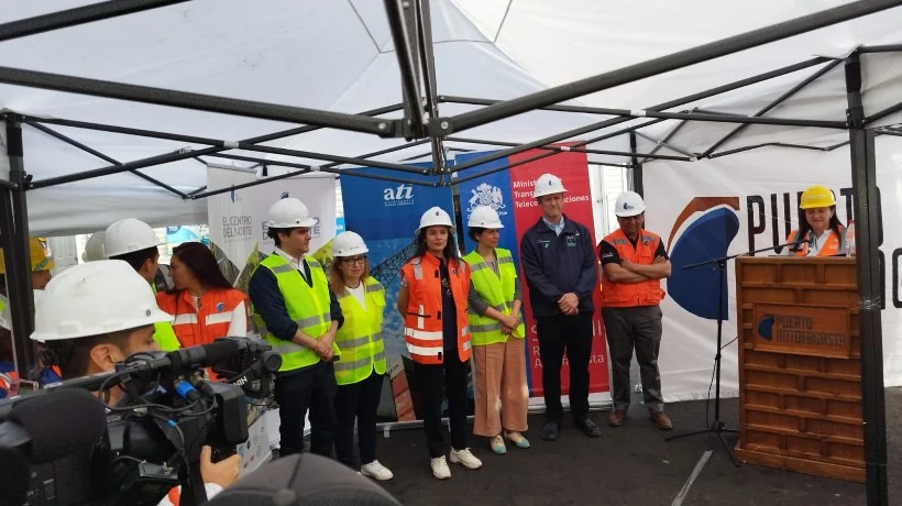 Ministro de Transportes Inaugura Flota de 40 Buses Eléctricos en Antofagasta