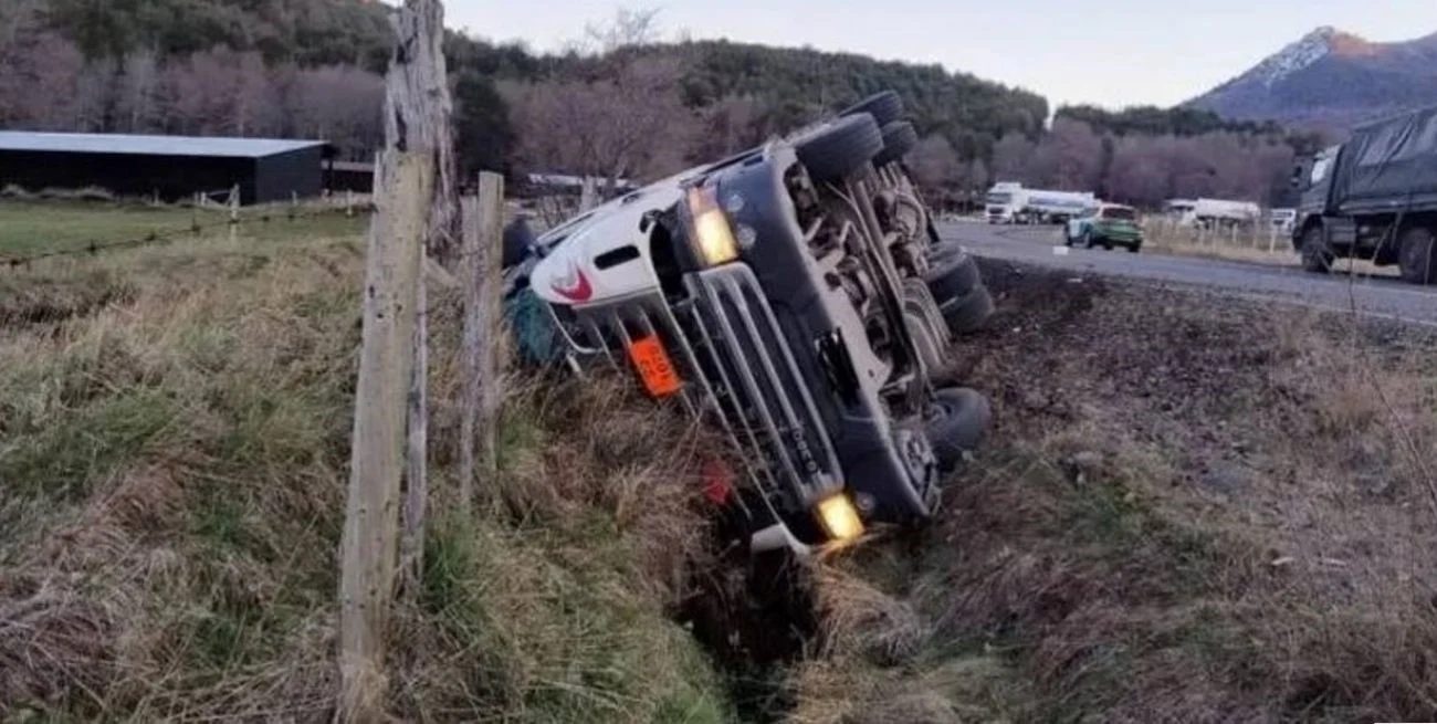 Dos camioneros argentinos perdieron la vida en un trágico accidente ocurrido en la ruta 181