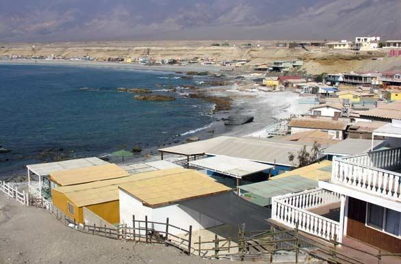 Tragedia en Mejillones: Hombre de 60 años muere arrastrado por remolinos en balneario Hornitos