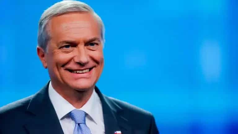 José Antonio Kast desde Italia: «Quienes deseen llegar a Chile deben hacerlo por la puerta, no por la ventana»