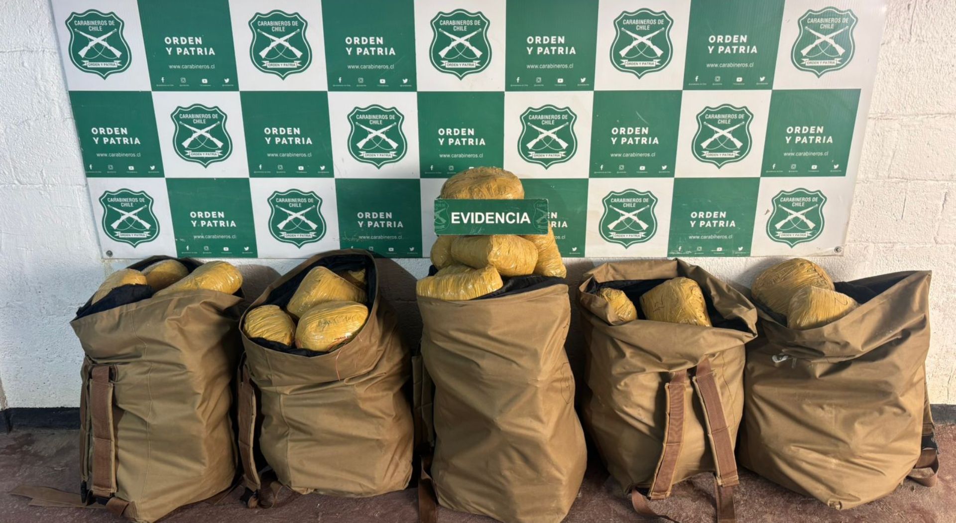 Durante la semana pasada: decomisaron más de dos toneladas de droga en Antofagasta.