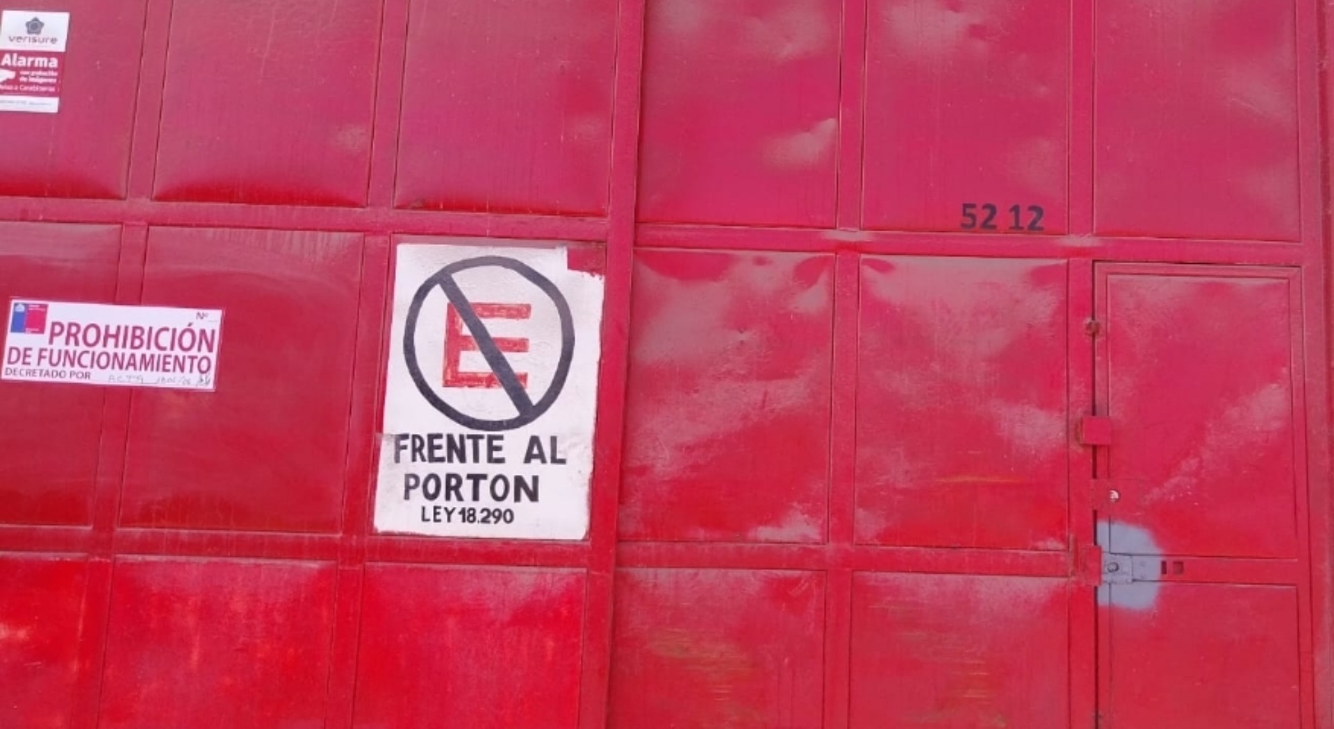 Se prohíbe operación de frigorífico en Antofagasta y se incautan más de 300 kilos de comida.