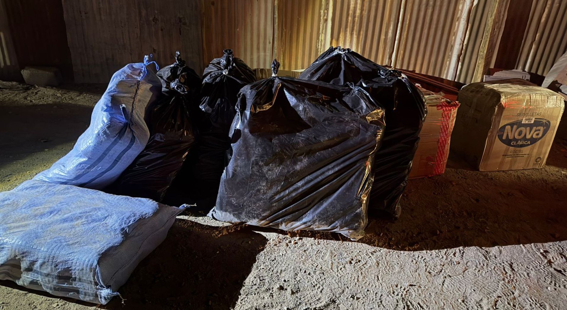 Descubren más de 350 kilos de marihuana en una propiedad usada como depósito de drogas en Calama.