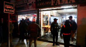 Barberías en Antofagasta podrán operar hasta la madrugada: Contraloría anula regulaciones municipales sobre horarios