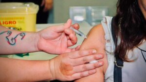 Vacunación contra la influenza en Antofagasta alcanza un 77,1%, aún por debajo de la meta