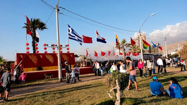 El Festival de Colectividades Extranjeras regresa a Antofagasta tras nueve años de ausencia