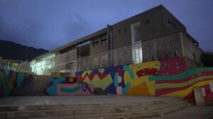 Transformación del Jardín Infantil más Grande de Sudamérica a través del Arte Comunitario en Villa Bulnes
