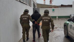 Capturan a uno de los sospechosos del ataque a Carabinero en Antofagasta: intensa búsqueda del segundo implicado