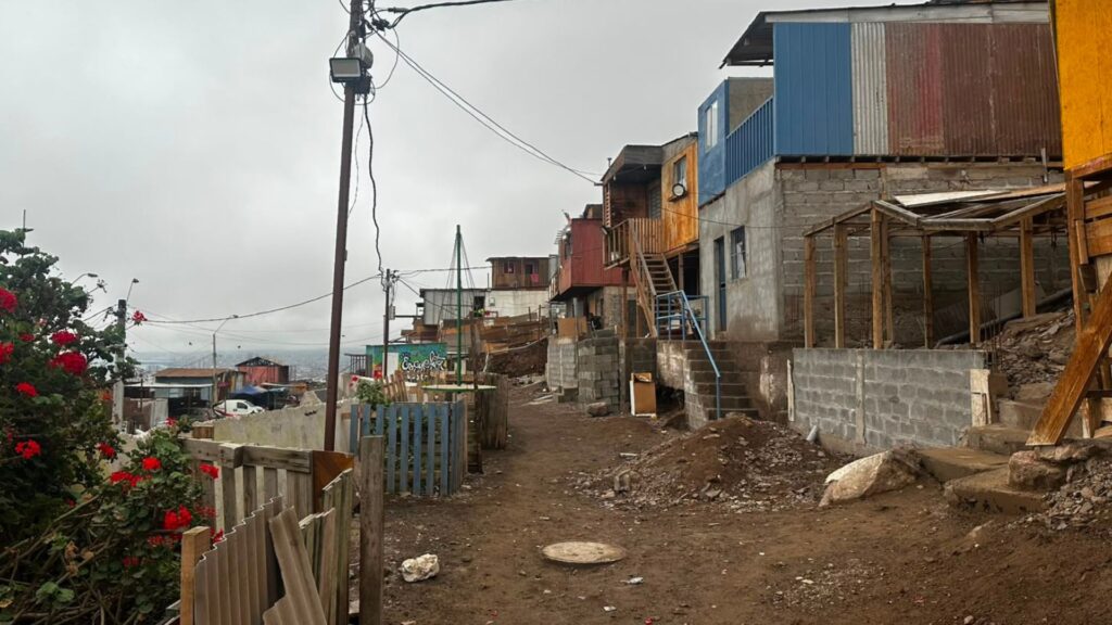 Escuelita Chepuja hace un llamado urgente para proteger a sus niños ante el pronóstico de mal tiempo en Antofagasta