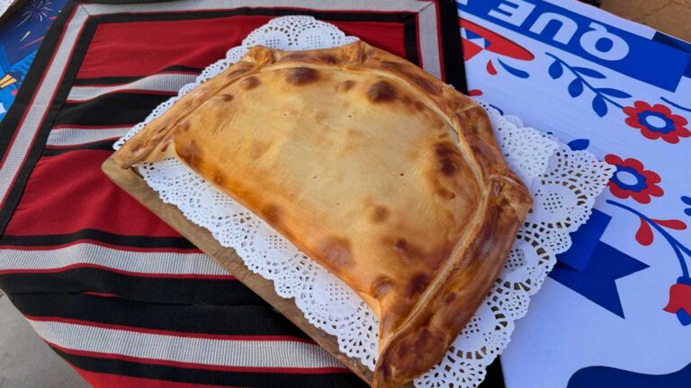 Francisco Pinto y Caprichos brillan en el concurso de empanadas de Calama