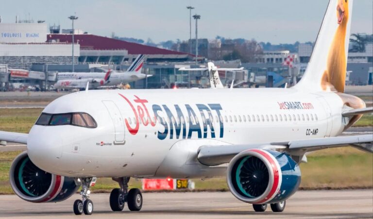 JetSMART cesará vuelos directos entre Antofagasta y Concepción a partir de 2027, afectando la conectividad regional