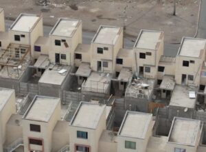 Justicia falla a favor de 77 vecinos de El Salar tras problemas en sus viviendas