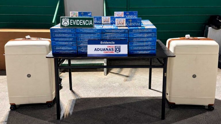 Detenidos en Antofagasta por contrabando de más de 4 mil cajetillas de cigarrillos