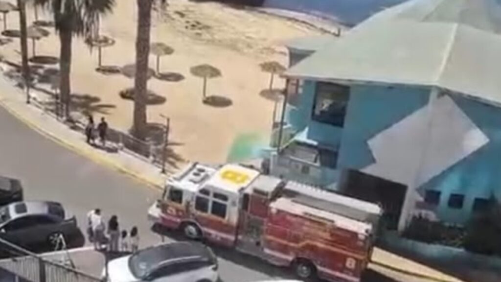 Accidente en Playa Paraíso: Once menores heridos tras colisión de embarcación con roqueríos